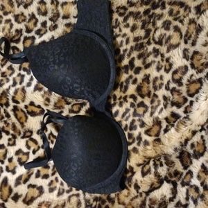 VS Pink leopard lace Wear Everywhere push-up bra 36A NWT